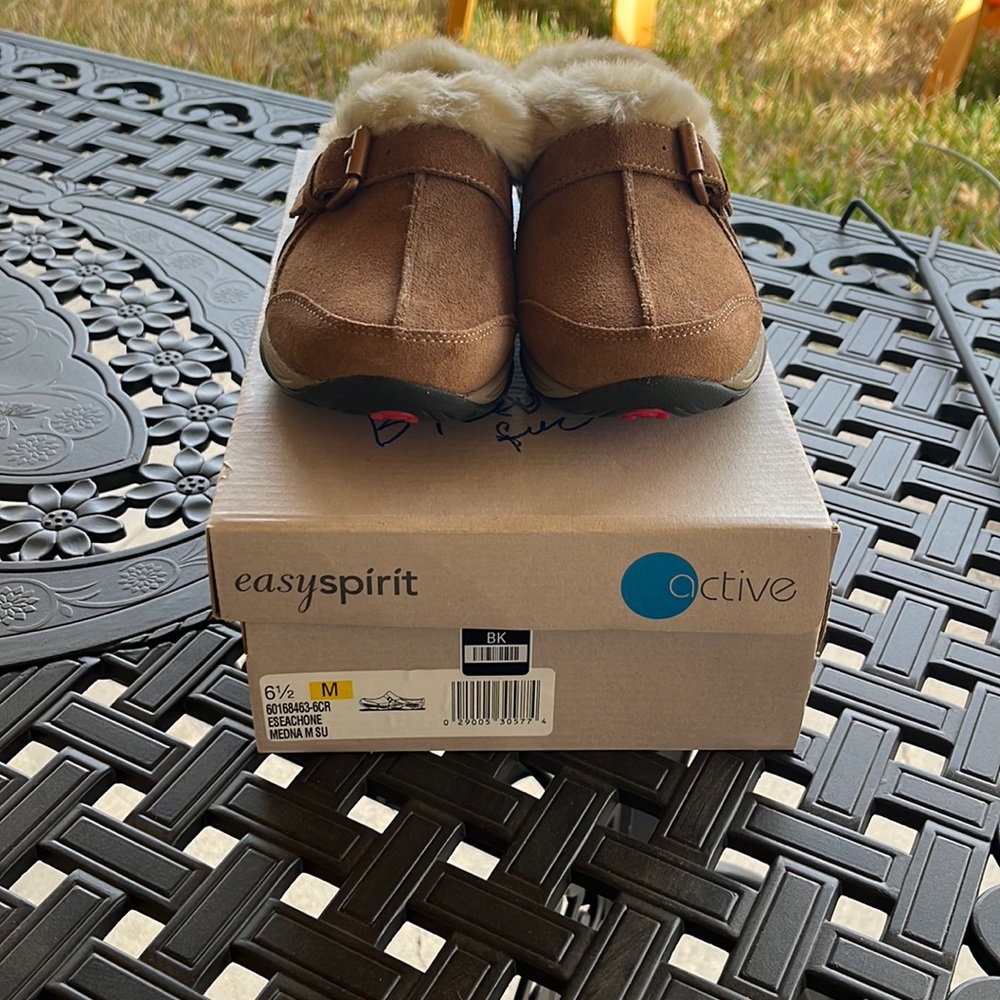 Easy spirit Faux Fur